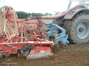 Semis avec décompacteur